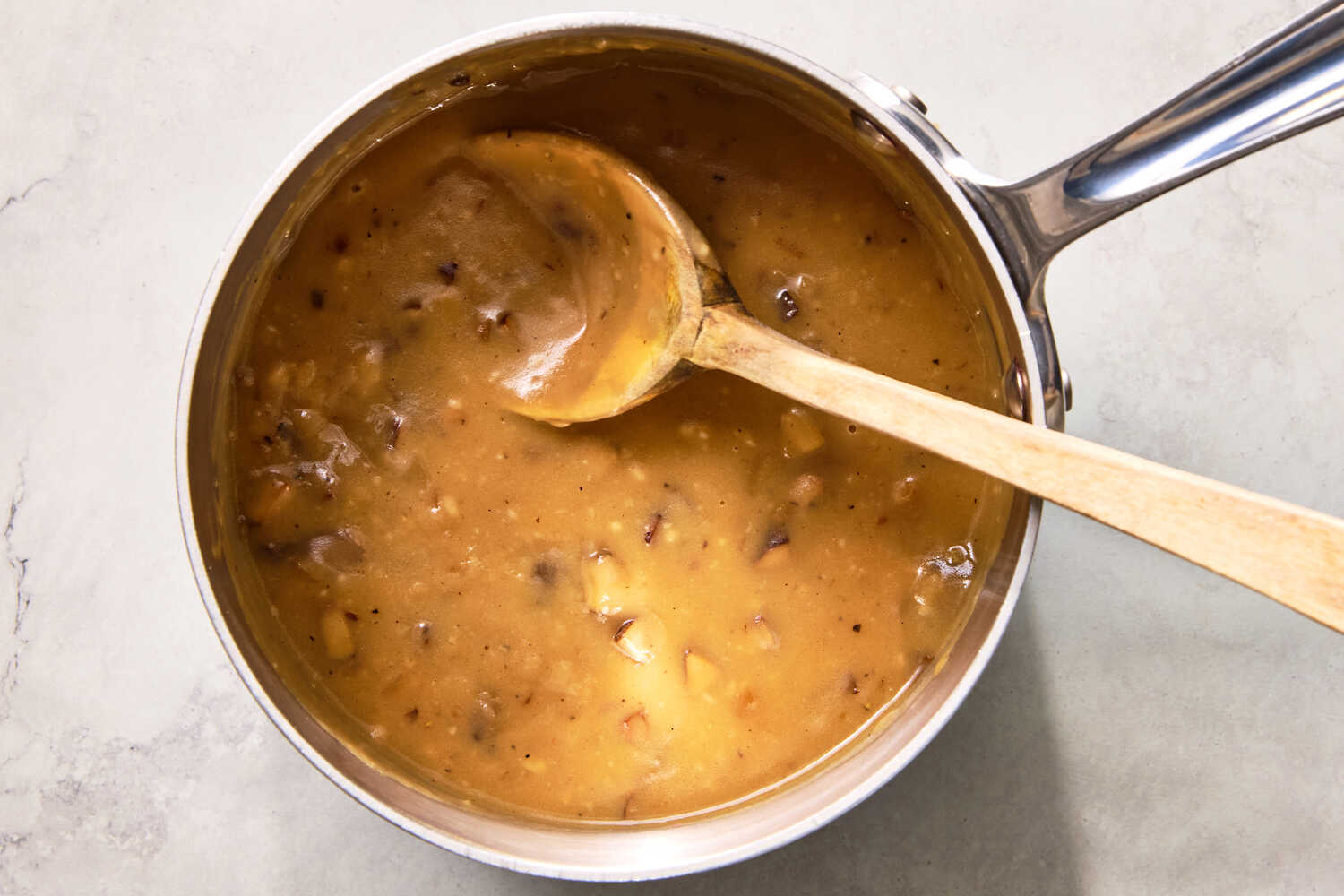 Easy Make-Ahead Vegan Mushroom Gravy: 5 Ingredients, Big Flavor